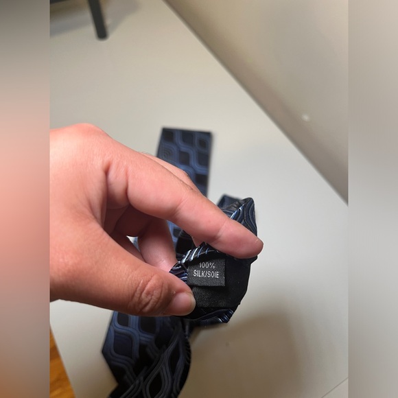 Classic Enrico Carlucci Silk Tie (Blue) - Picture 2 of 4